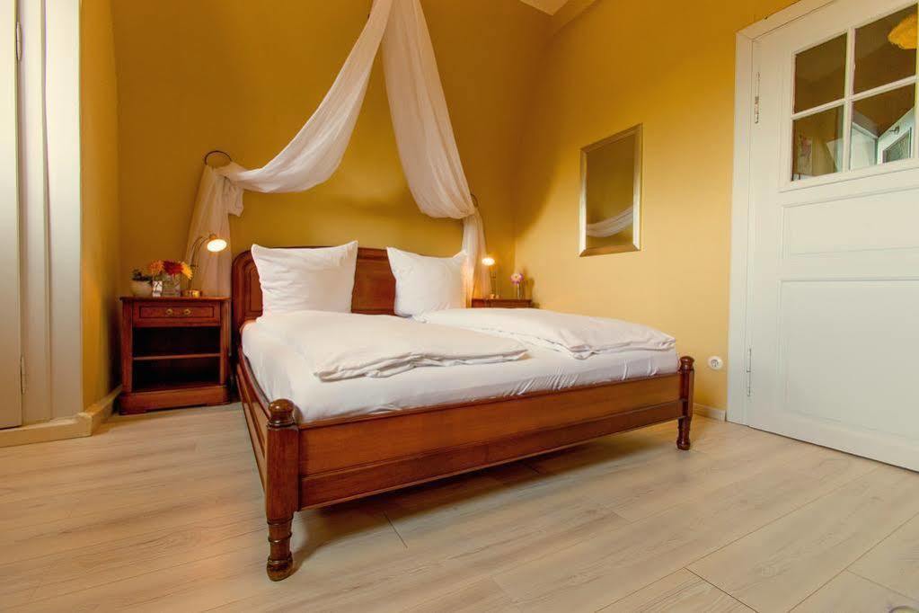 Hotel Villa Koenigsgarten Siebeldingen Kültér fotó